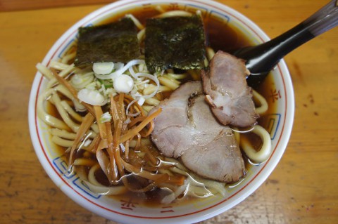 芽室町・三平坂の上店さんの極太ラーメン