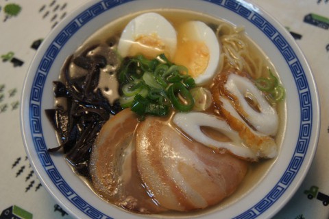 函館麺厨房　あじさいの塩拉麺