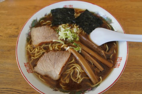 来々軒さんの正油ラーメン