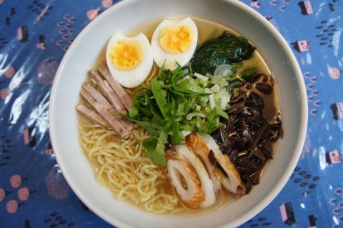 利尻島・らーめん味楽さんの冷製鶏塩ラーメン