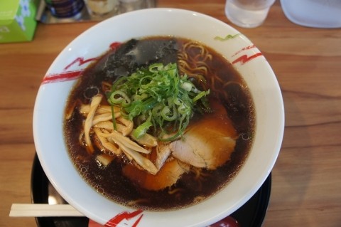 移転オープン!　五十番さんの醤油ラーメン