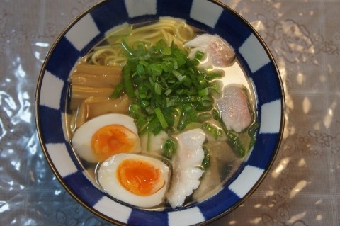 新潟あっさり醤油ラーメン