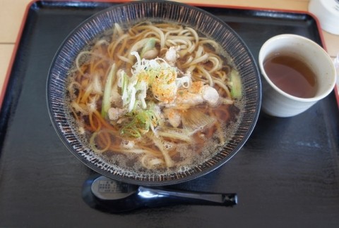 中札内村・そば処　四季さんのかしわ蕎麦