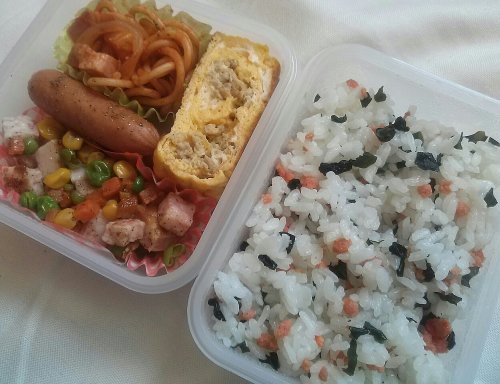 男の手弁当。