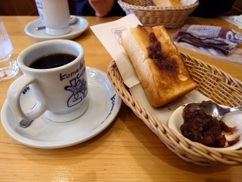 朝7時からコメダのモーニングを食べに行きました