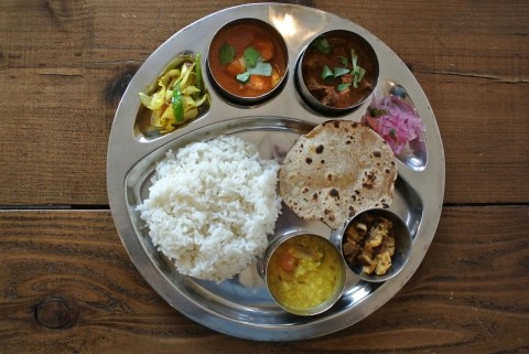 ターリー(マトンカレー定食)