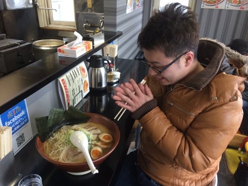 でか盛りラーメン、挑戦者！！