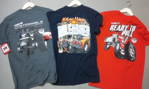 トラクタープルTシャツ、初入荷!しかも在庫８枚、希少です。