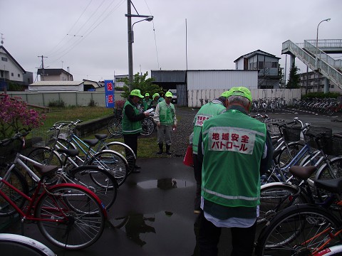 「防犯診断」「道路環境整備」(西帯連合町内会)