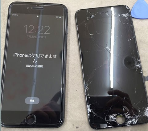 iPhoneのガラス割れ修理できます　最短10分～!